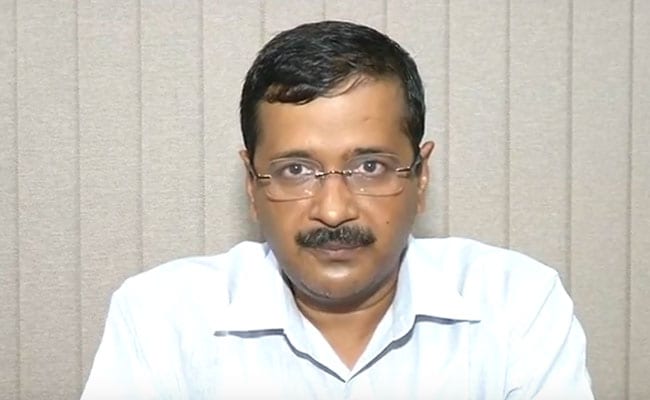 You are currently viewing CM केजरीवाल का ऐलान- कोरोना मृतक परिवारों को मिलेगा 50 हजार का मुआवजा