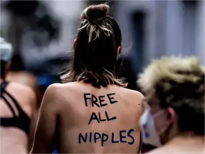 You are currently viewing Free the Nipple: फेसबुक और इंस्टाग्राम पर न्यूड सेल्फी भी डाल सकेंगे कुछ लोग, दशकों पुराना प्रतिबंध हटाने जा रहा है मेटा